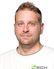 Auf dem Foto ist ein Mann zu sehen.